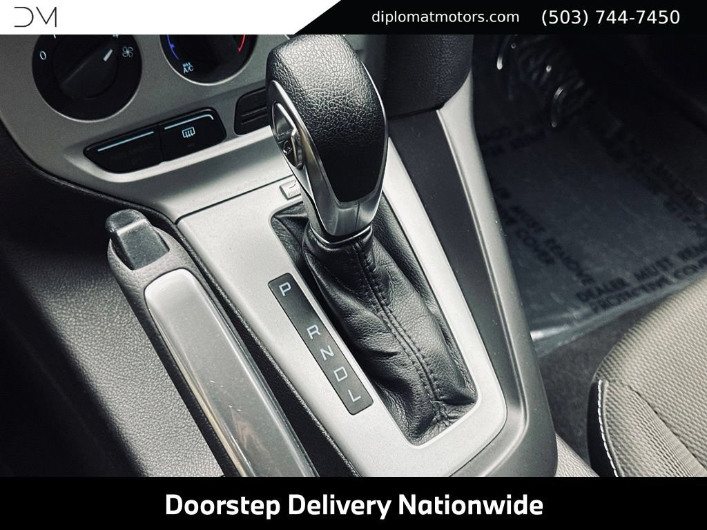 Used 2014 Ford Focus SE w/ SE Winter Package FWD image 35