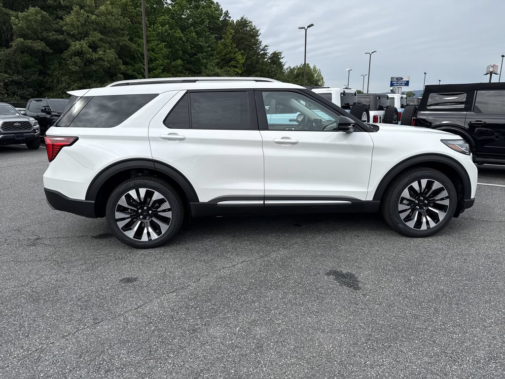 New 2026 Ford Explorer Platinum w/ LUX Leather Package AWD/4WD image 8