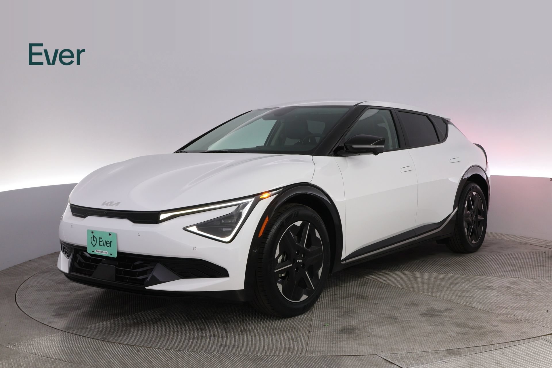 Used 2025 Kia EV6 Wind RWD image 2