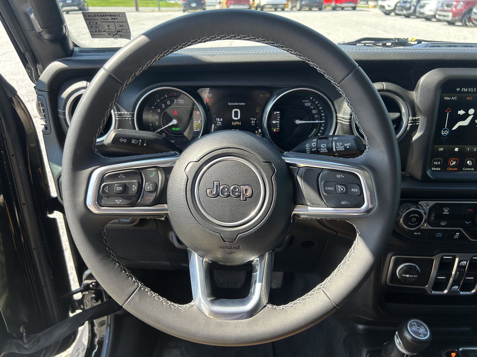 Used 2023 Jeep Wrangler Sahara image 15