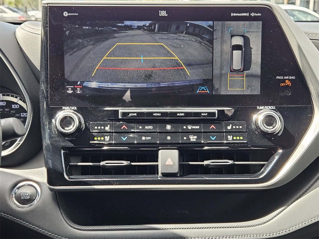 Used 2022 Toyota Highlander Platinum image 18