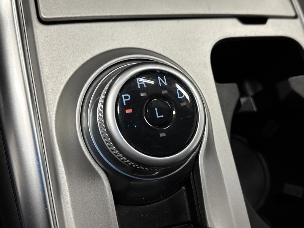 Used 2023 Ford Explorer Limited image 22