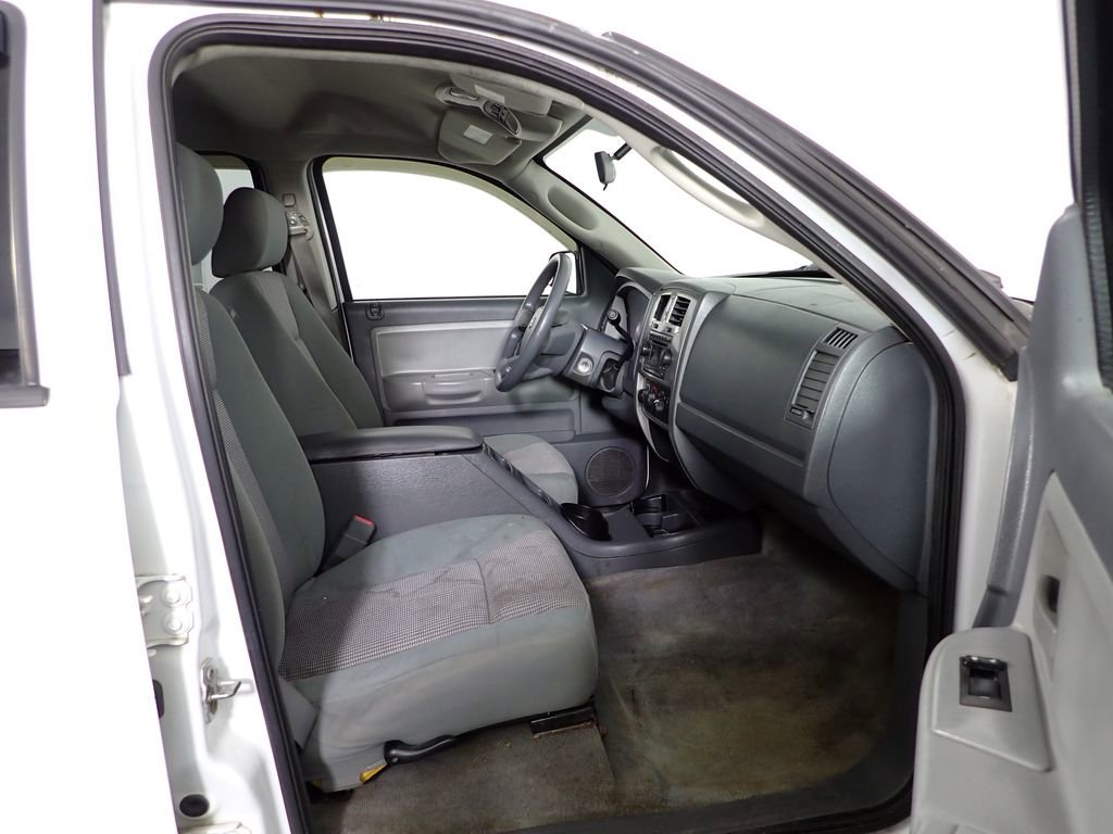 Used 2007 Dodge Dakota SLT image 25