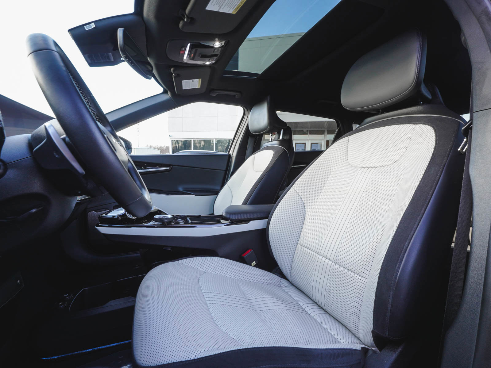 Used 2023 Kia EV6 GT-Line w/ GT-Line White Seat Package image 32