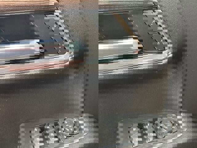 Used 2023 Chevrolet Silverado 1500 LT image 17