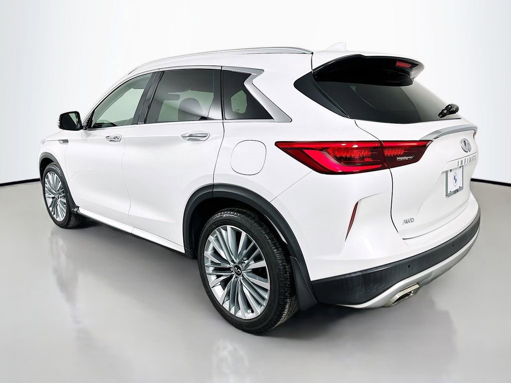 Used 2023 INFINITI QX50 Sensory AWD/4WD image 7