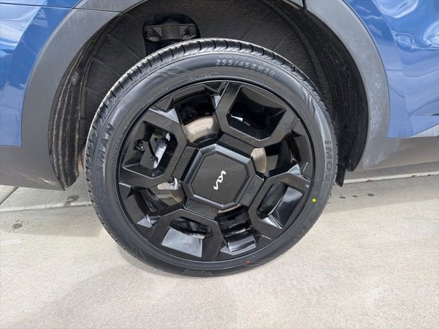 Certified 2024 Kia Sorento SX image 30