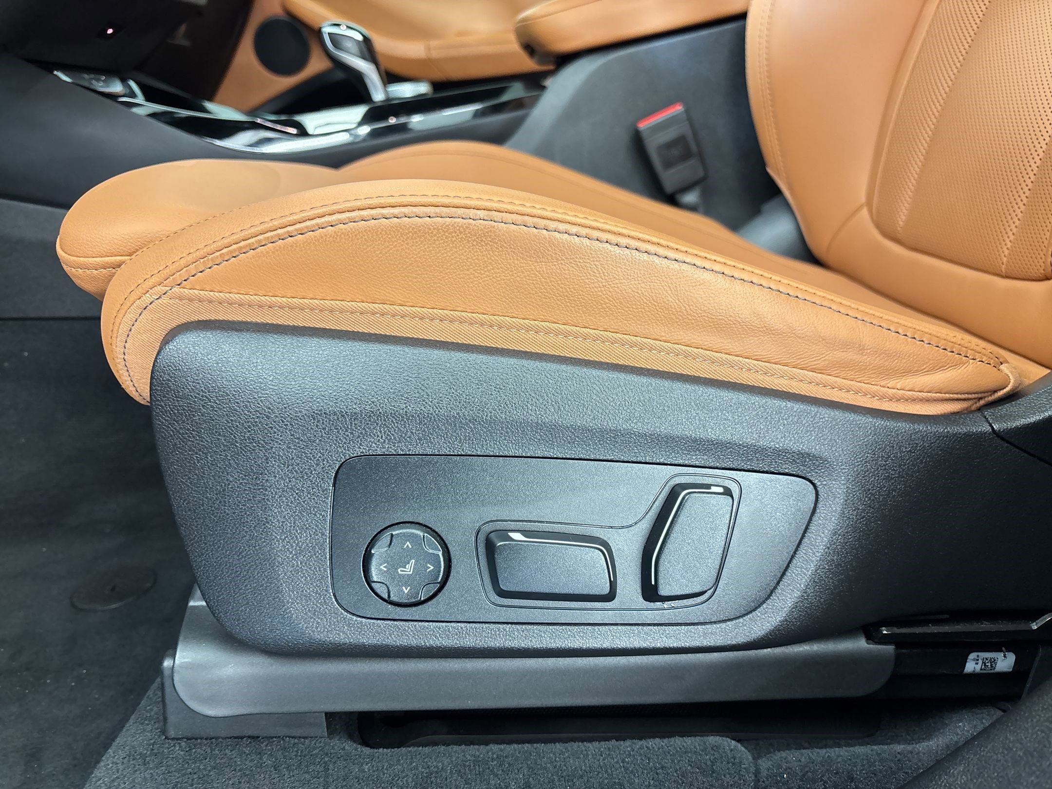 Certified 2024 BMW X3 sDrive30i w/ Premium Package image 13