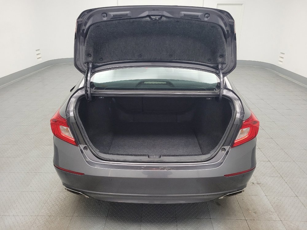 Used 2018 Honda Accord Touring image 29