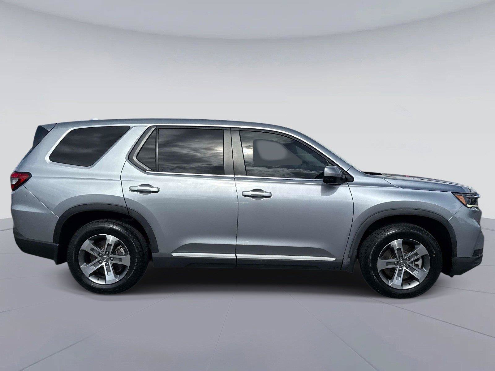 Certified 2023 Honda Pilot EX-L image 2
