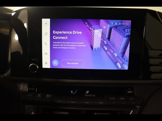 Used 2025 Toyota Camry SE w/ Convenience Package image 29