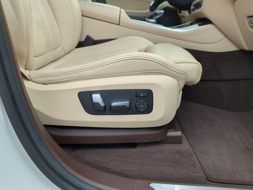 Used 2019 BMW X5 xDrive40i w/ Premium Package 2 image 37