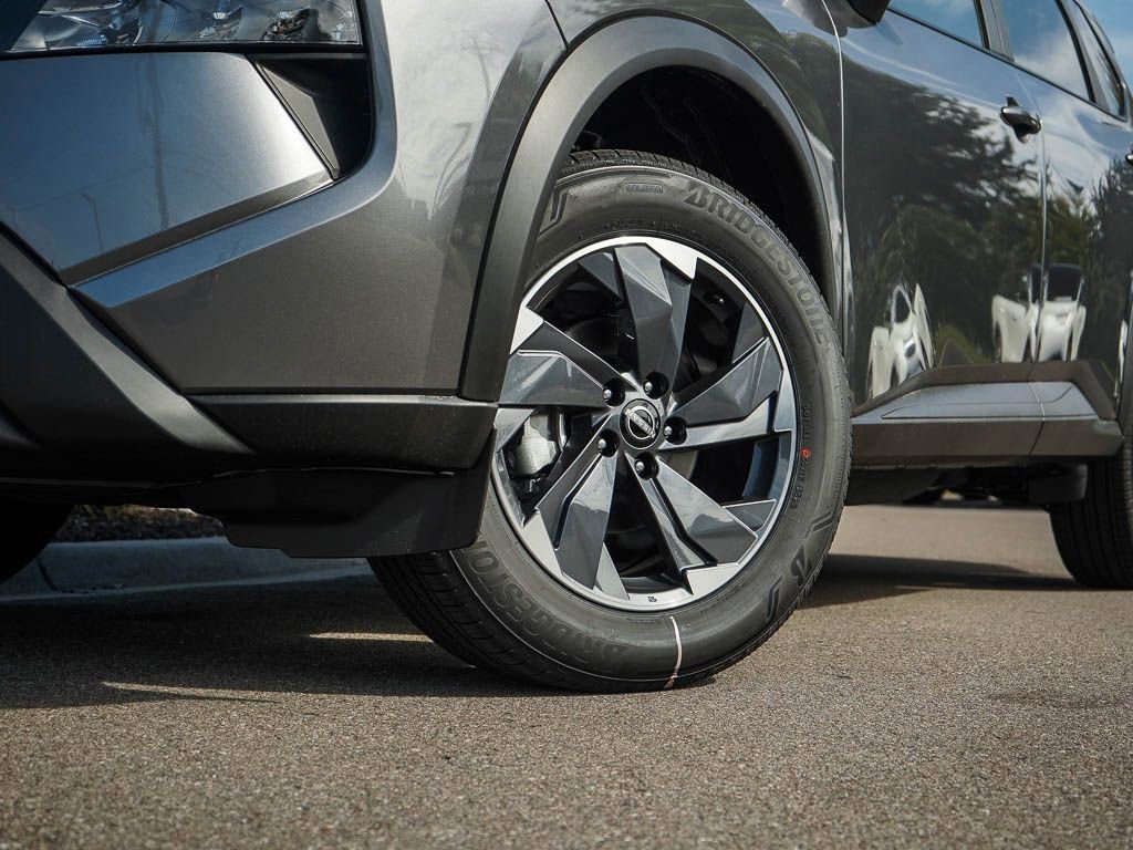 New 2026 Nissan Rogue SV image 6