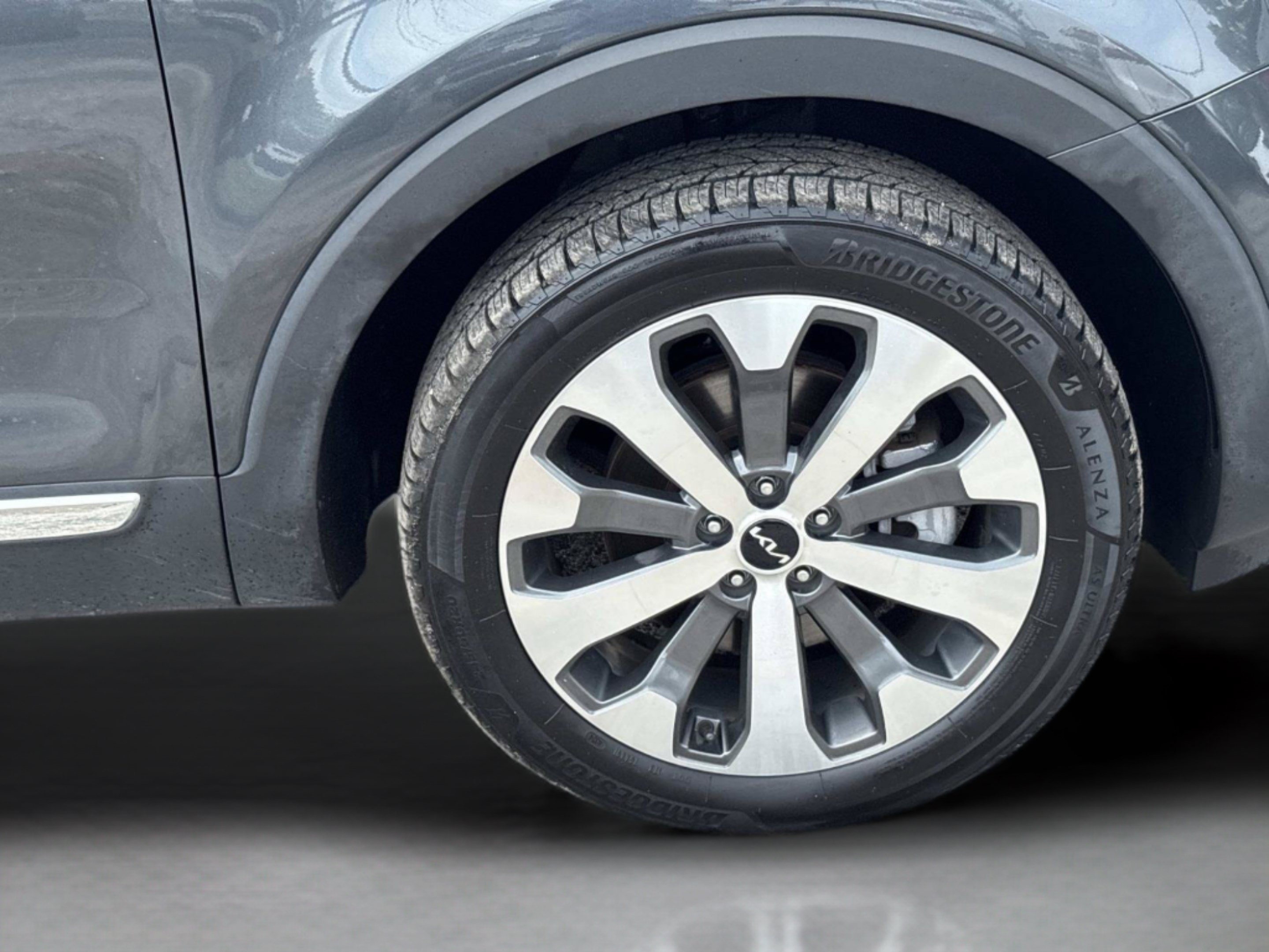 Used 2022 Kia Telluride EX w/ EX Premium Package FWD image 9