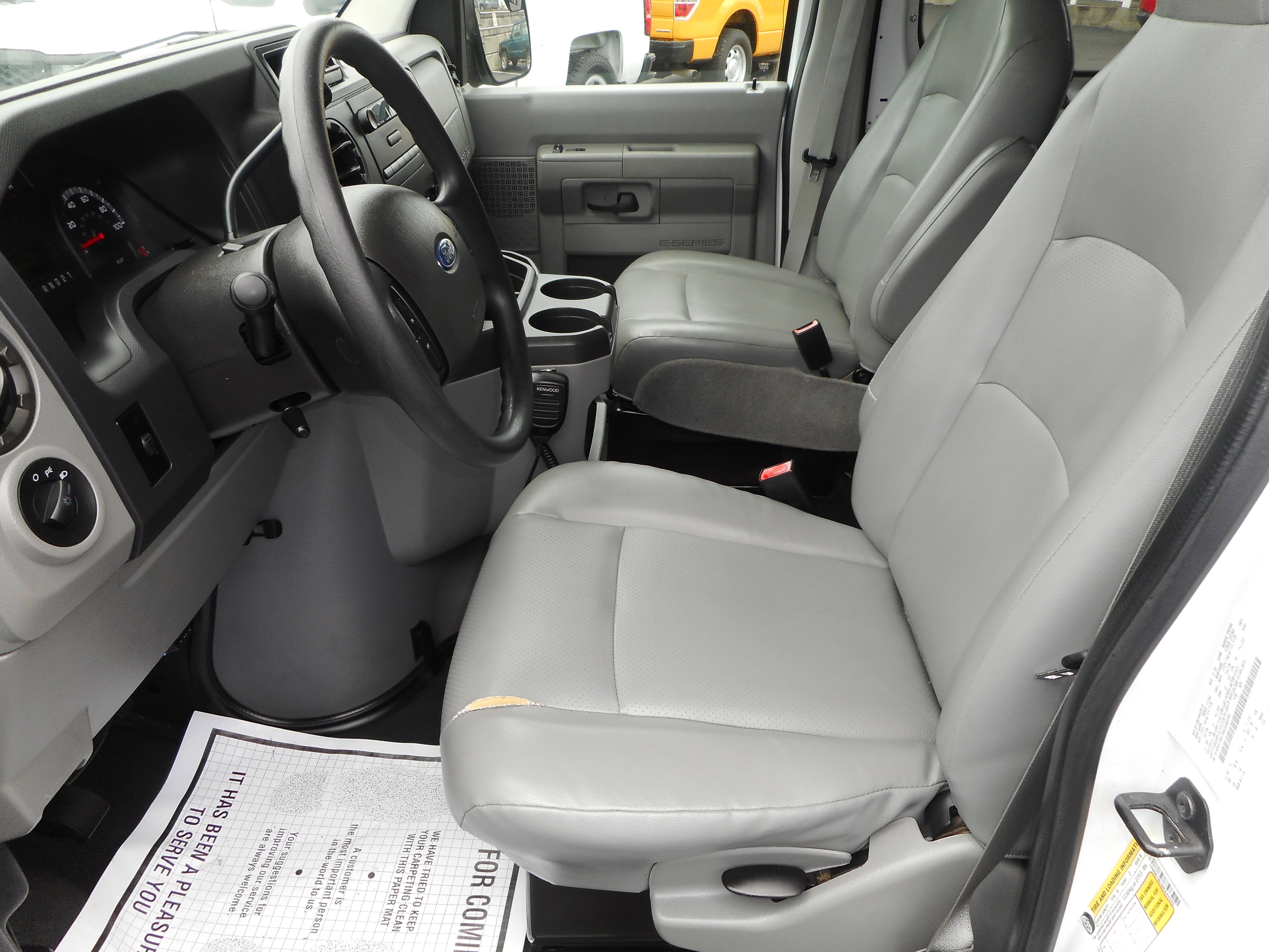 Used 2011 Ford E-150 and Econoline 150 Wagon w/ PWR Windows & Locks Group RWD image 13