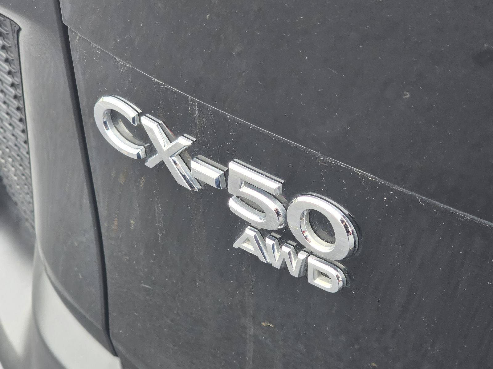 Used 2025 MAZDA CX-50 AWD 2.5 S w/ Premium Package image 11