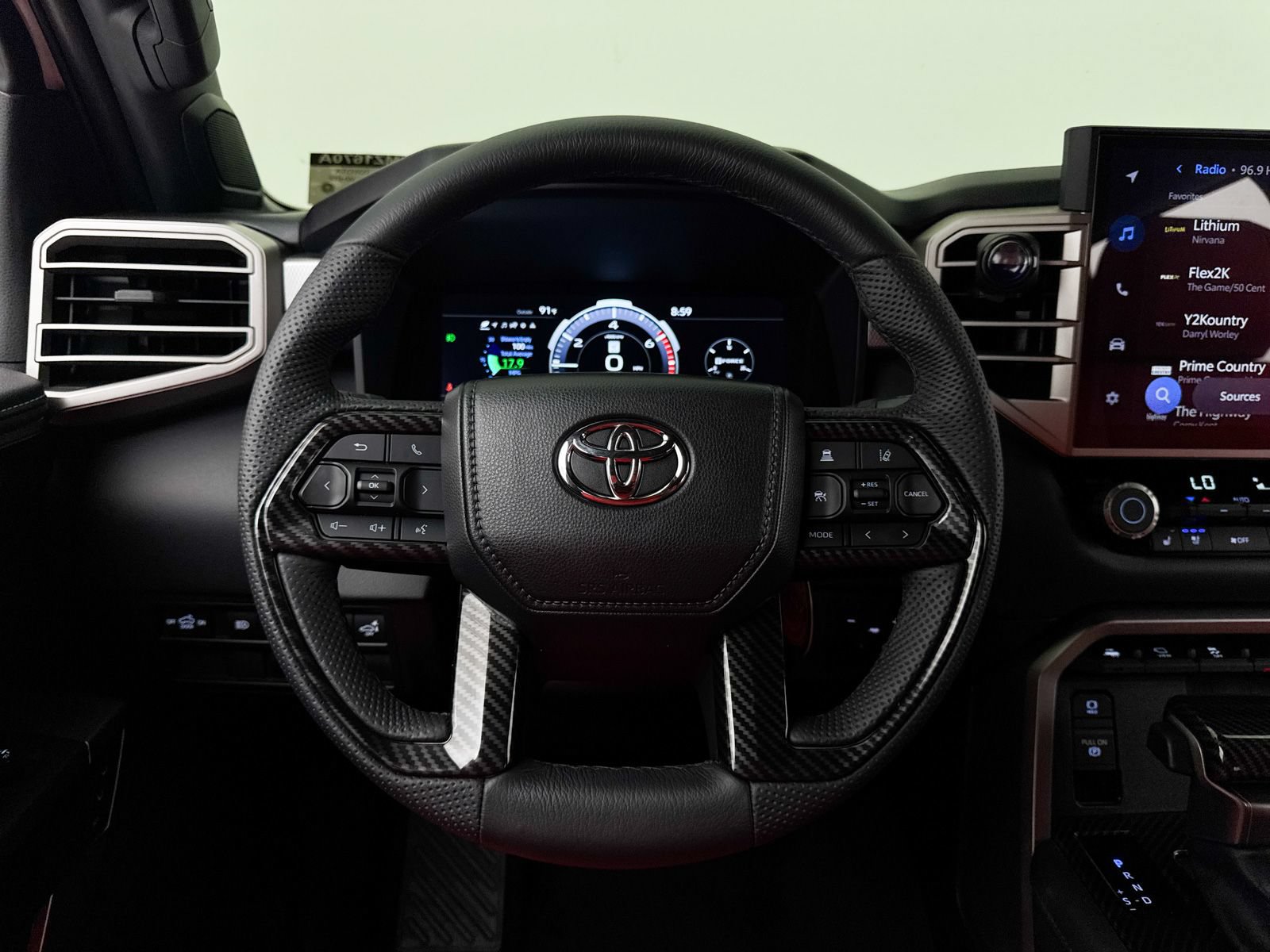 Used 2026 Toyota Tundra Limited AWD/4WD image 3