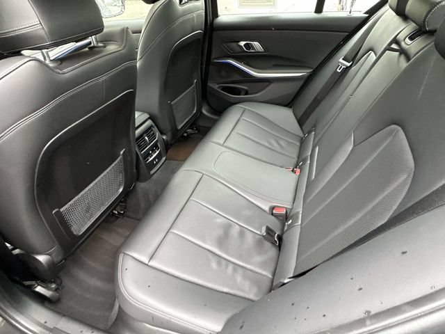 Used 2022 BMW 330i xDrive Sedan w/ Driving Assistance Package AWD/4WD image 18