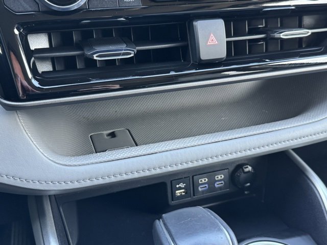 Certified 2022 Toyota Highlander XLE image 19
