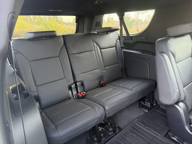 New 2026 Chevrolet Suburban LT w/ Comfort Package image 28