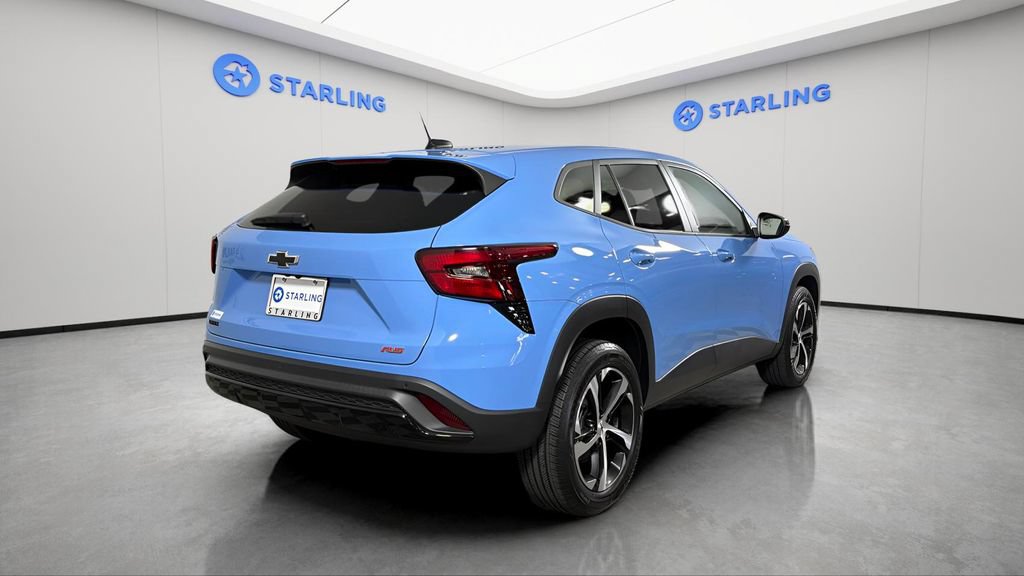Certified 2024 Chevrolet Trax RS w/ Driver Confidence Package FWD image 9