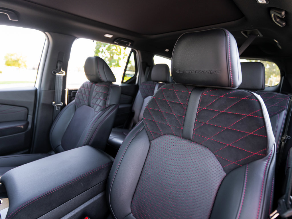 Used 2026 Honda Pilot Black Edition image 7