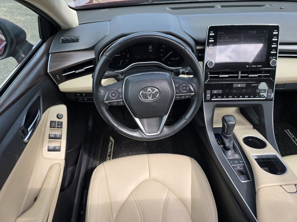 Certified 2019 Toyota Avalon XLE w/ Moonroof Package FWD image 23