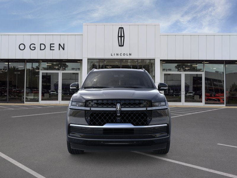 New 2026 Lincoln Navigator Reserve w/ Jet Appearance Package AWD/4WD image 6
