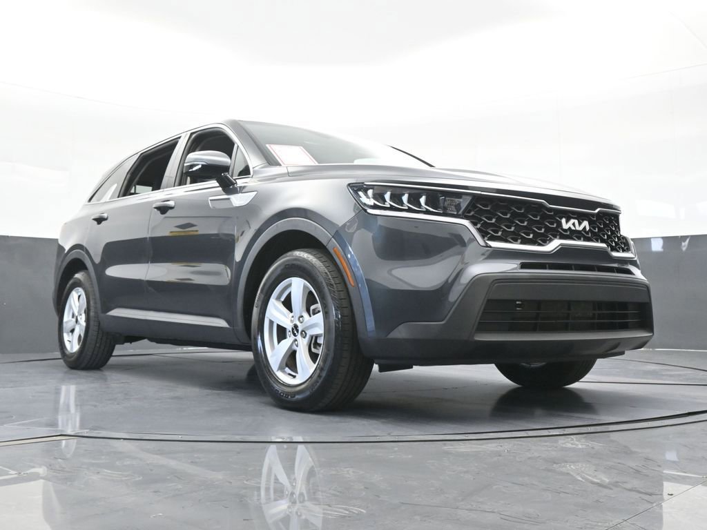 Used 2023 Kia Sorento LX FWD image 61