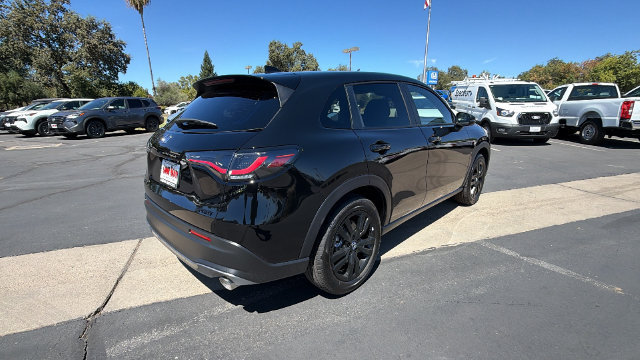 New 2027 Honda HR-V Sport image 4