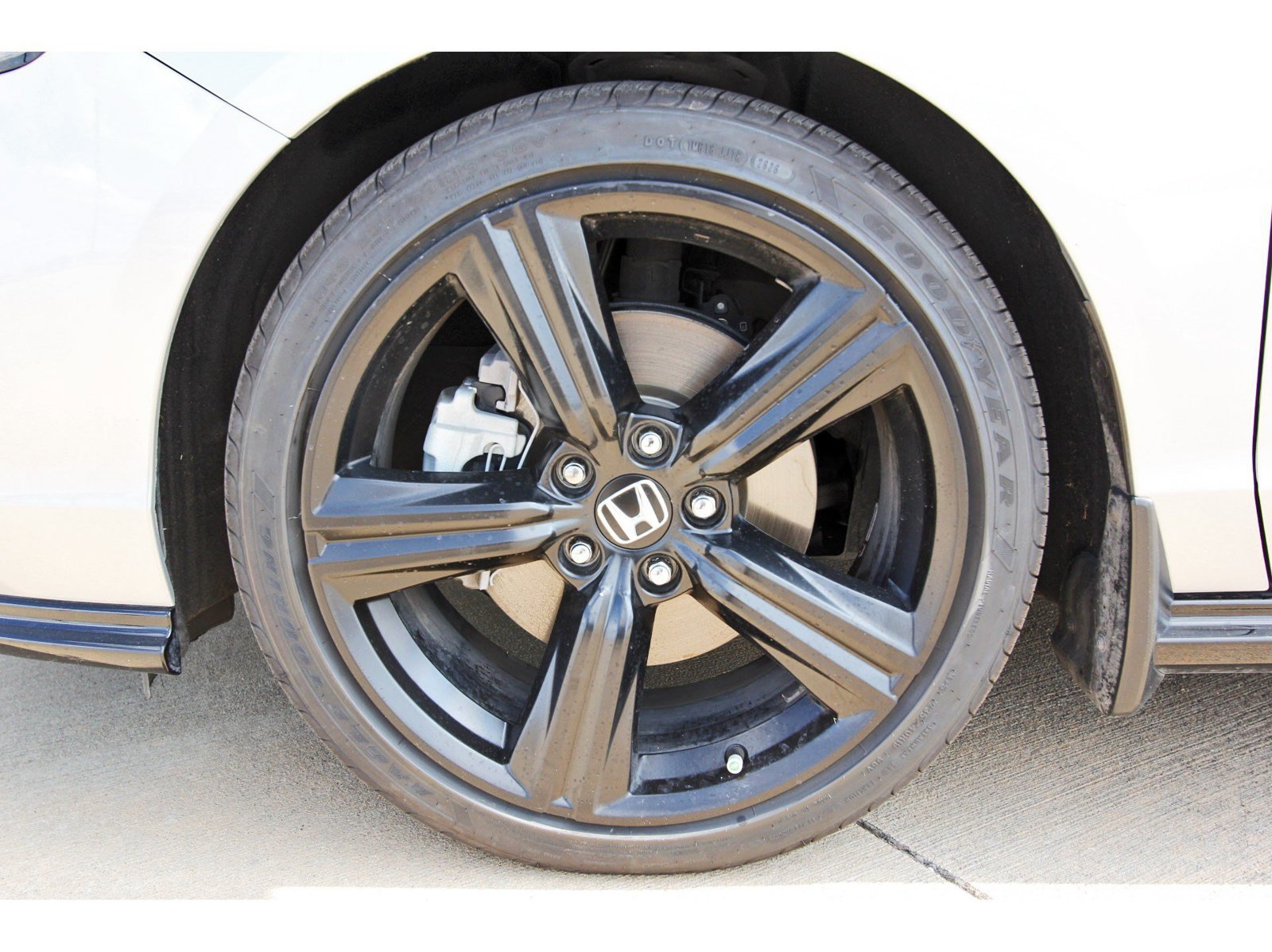 Used 2025 Honda Accord Sport image 36
