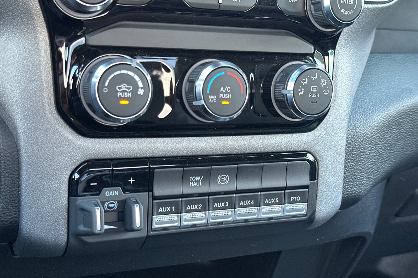 New 2025 RAM 4500 Tradesman image 16