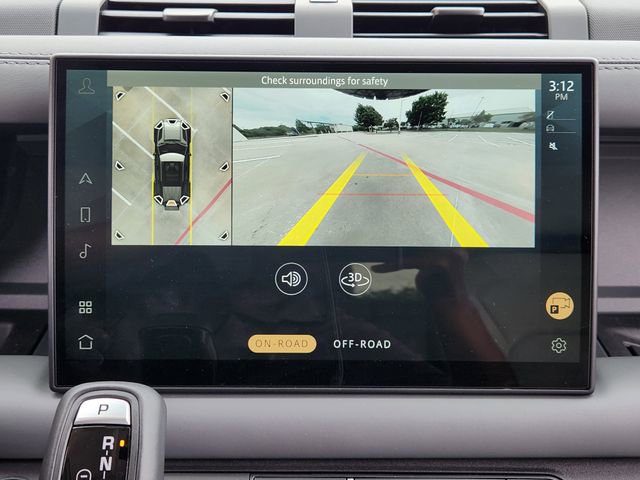 Used 2025 Land Rover Defender 110 X-Dynamic SE image 16