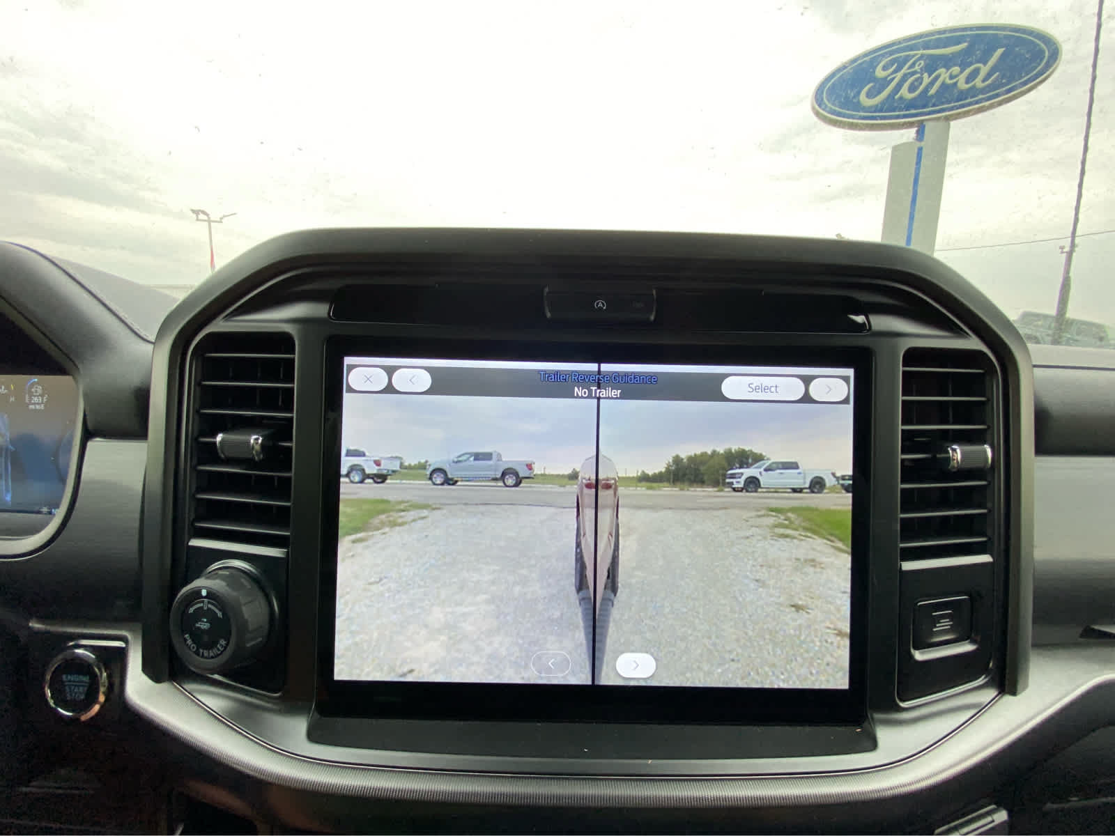 Used 2026 Ford F150 Lariat RWD image 40