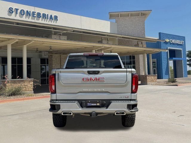 Used 2024 GMC Sierra 1500 AT4 w/ AT4 Premium Package AWD/4WD image 6
