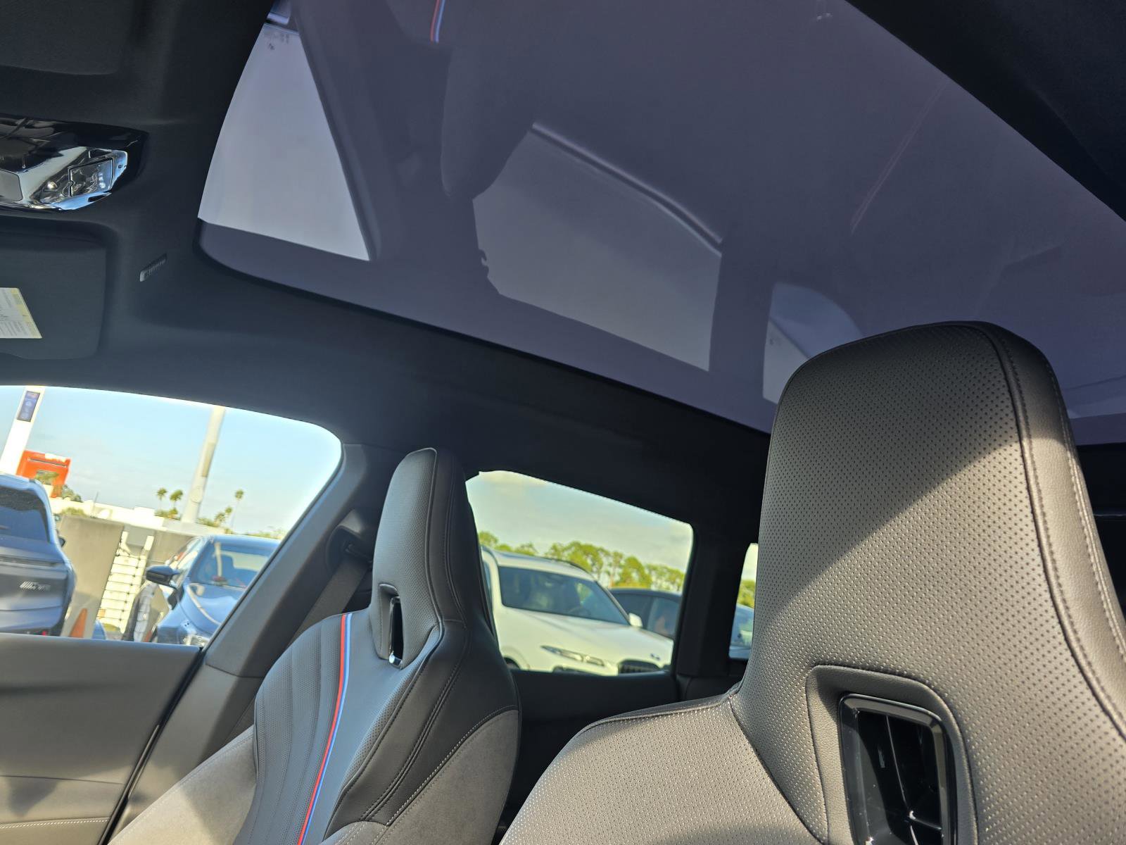 New 2026 BMW iX xDrive60 w/ M Sport Package image 18