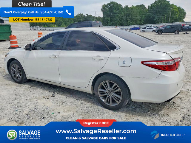 Used 2017 Toyota Camry SE FWD image 3