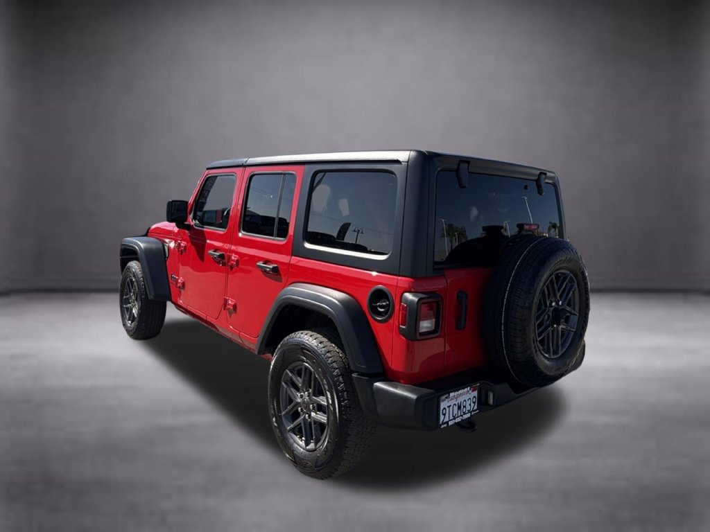 Used 2024 Jeep Wrangler Unlimited Sport AWD/4WD image 7