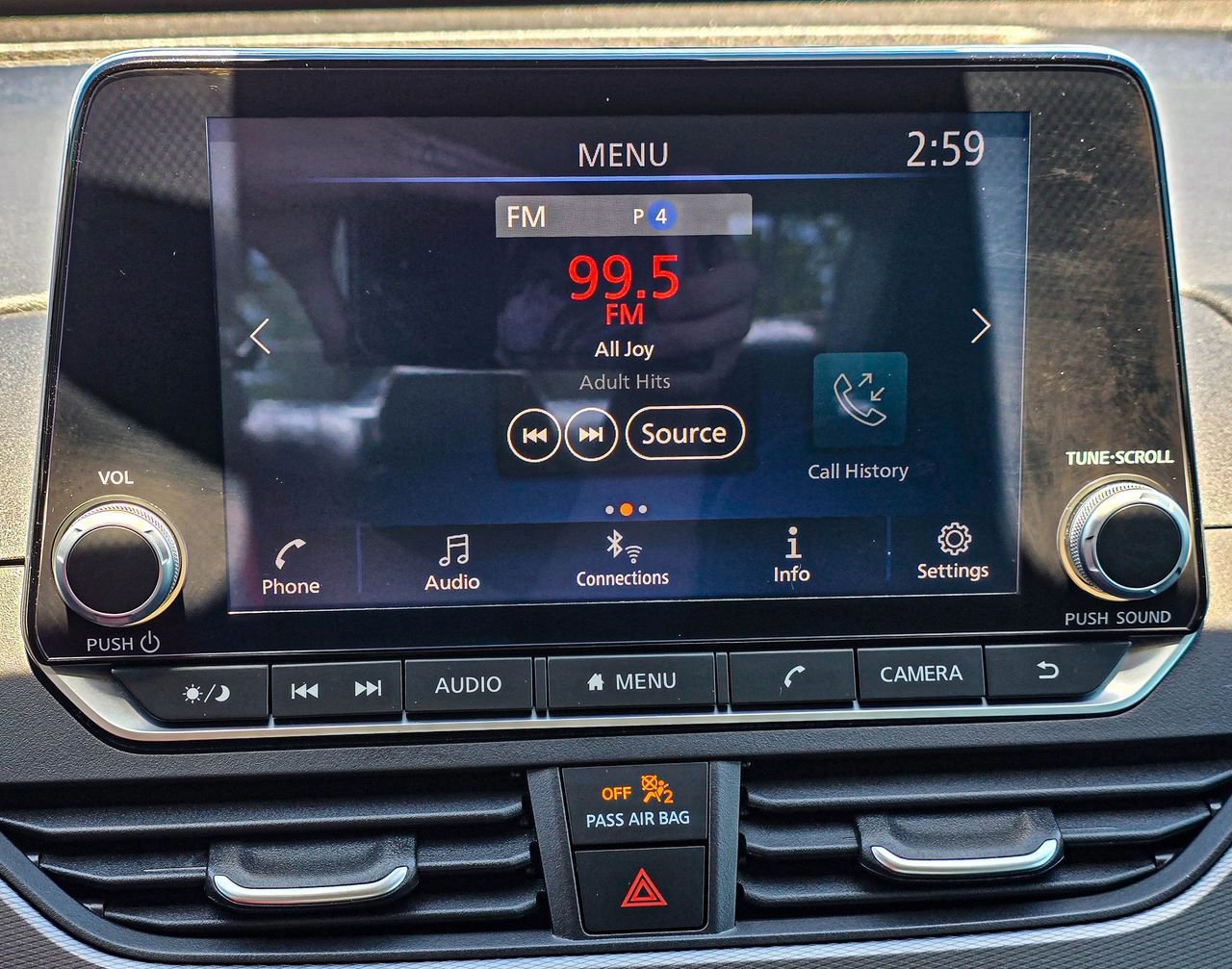 Used 2025 Nissan Altima 2.5 SR FWD image 15