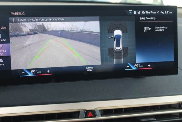 Certified 2023 BMW iX xDrive50 w/ Sport Package image 18