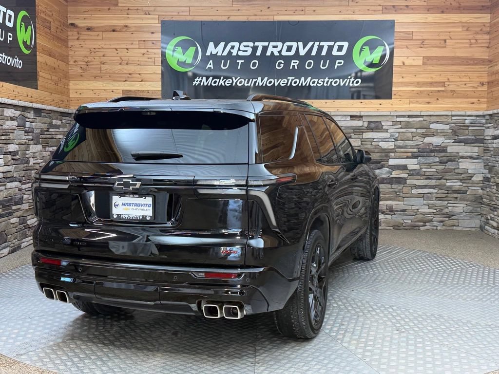 Used 2025 Chevrolet Traverse RS w/ LPO, Floor Liner Package AWD/4WD image 18