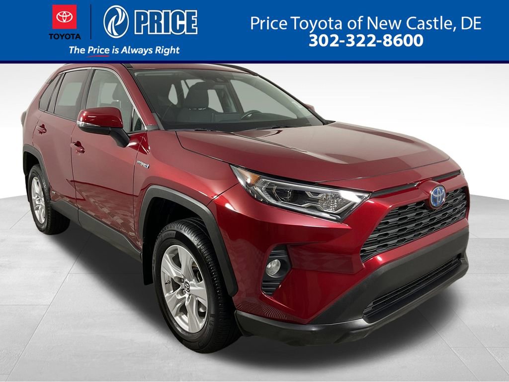 Used 2019 Toyota RAV4 XLE w/ Carpet Mat Package