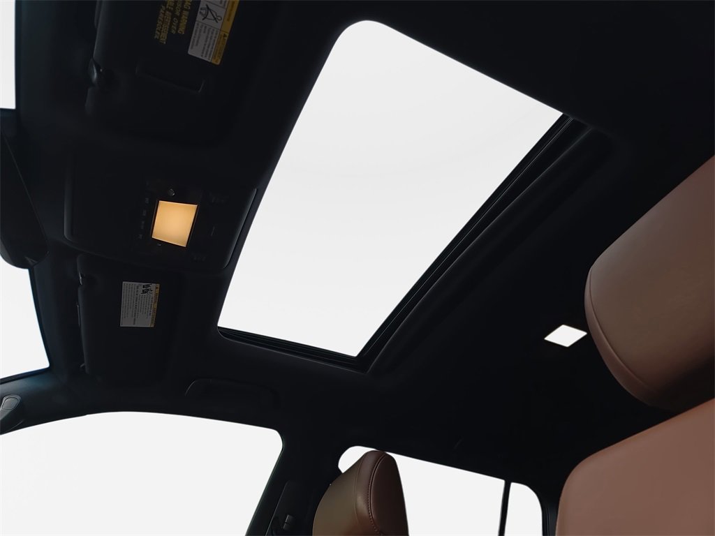 Used 2021 Toyota Land Cruiser image 30