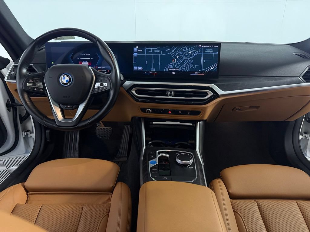 Used 2023 BMW i4 eDrive35 RWD image 15