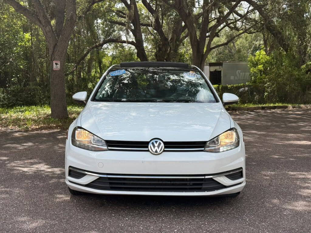 Used 2020 Volkswagen Golf 4-Door FWD image 2