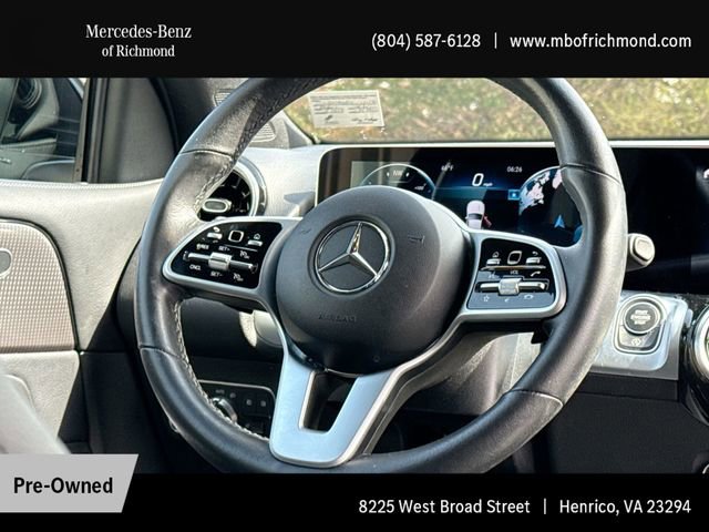 Used 2021 Mercedes-Benz GLB 250 4MATIC image 17