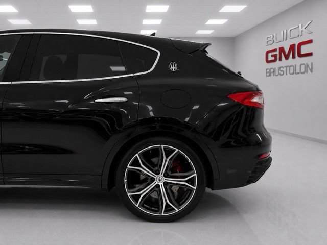 Used 2019 Maserati Levante Trofeo AWD/4WD image 7