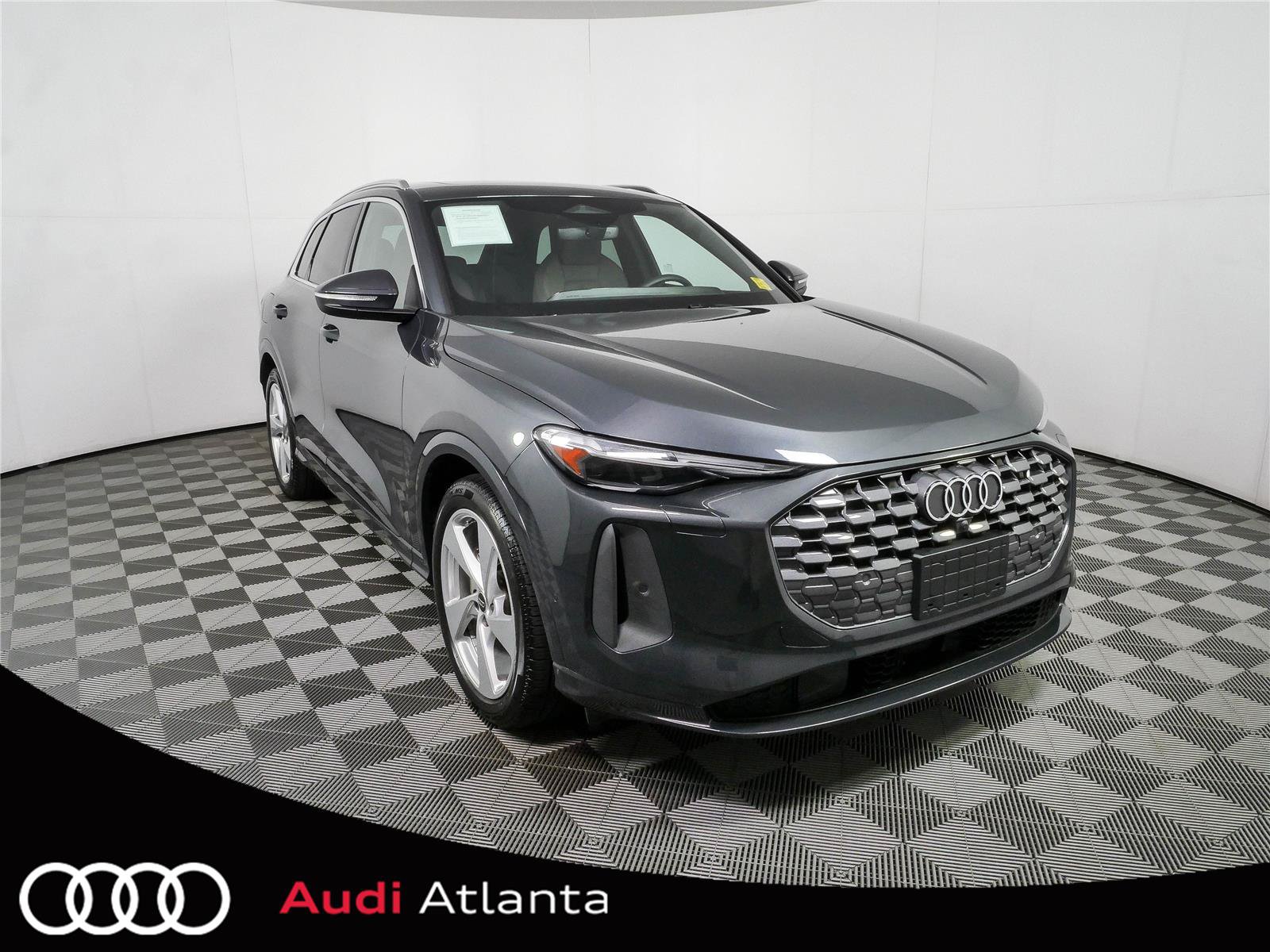 Used 2025 Audi Q5 Prestige AWD/4WD image 1