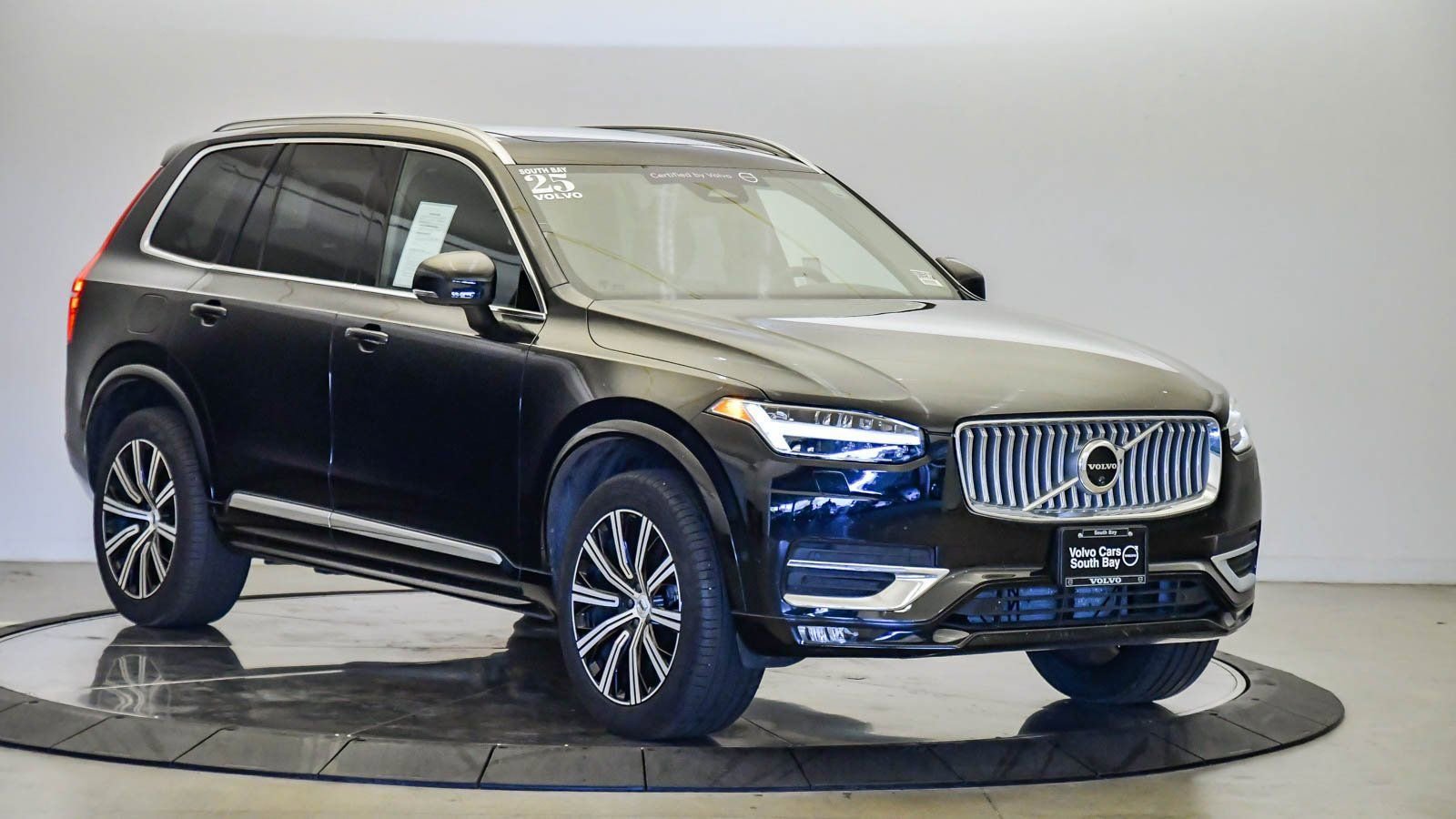 Used 2025 Volvo XC90 B6 Plus AWD/4WD image 5
