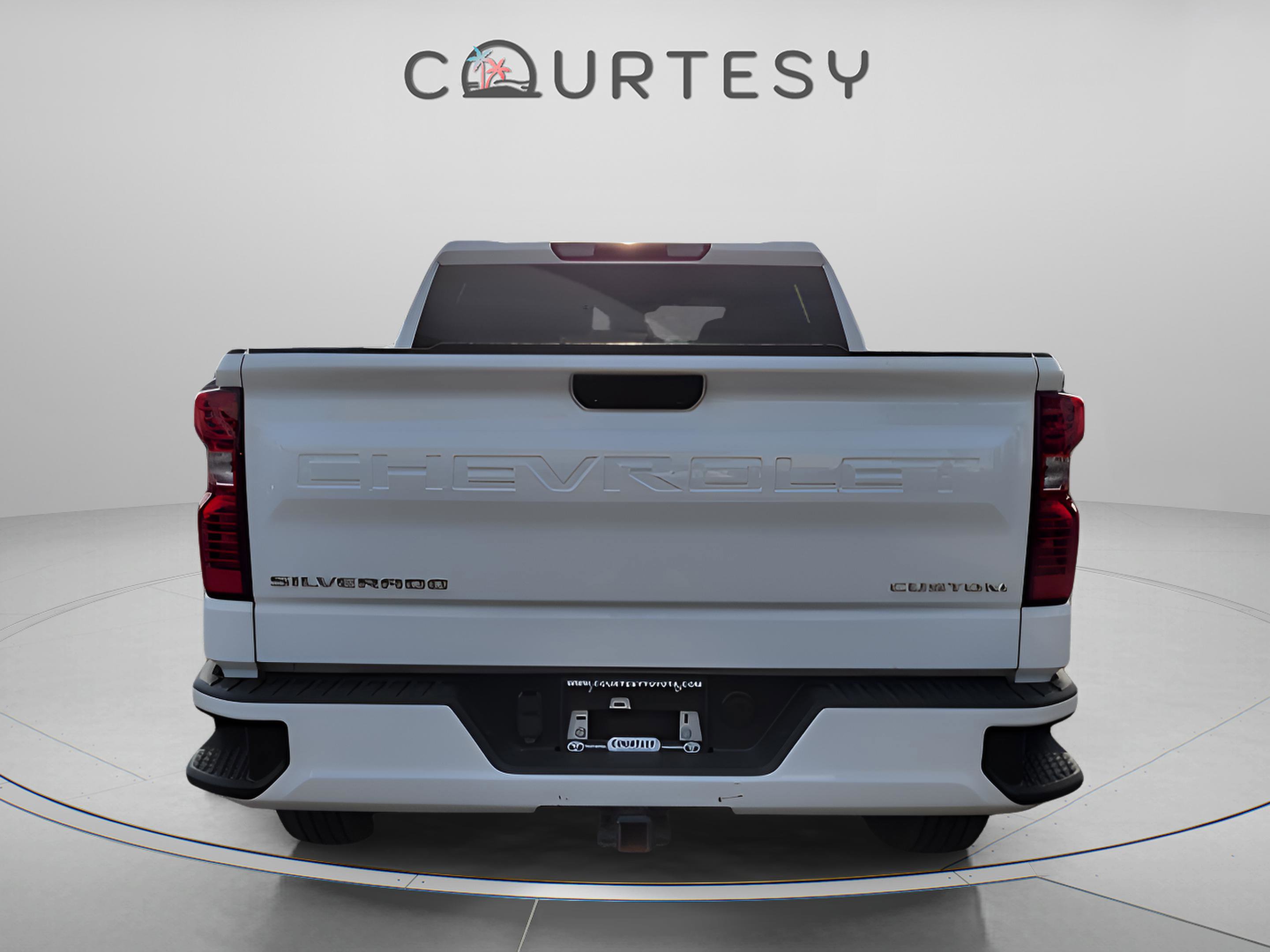 Used 2022 Chevrolet Silverado 1500 Custom image 4